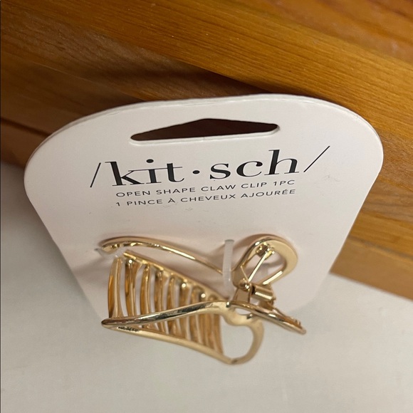 Kitsch Gold Open-Frame Claw Clip - Picture 11 of 12